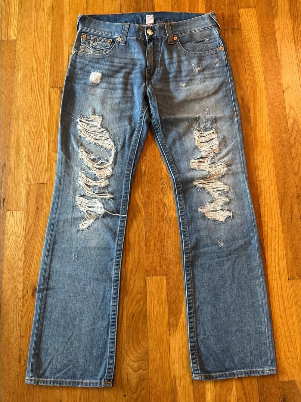 NWOT TRUE RELIGION MENS 34 STRAIGHT FLAP JEANS HEAVYDISTRESSED RED ORANGE STITCH